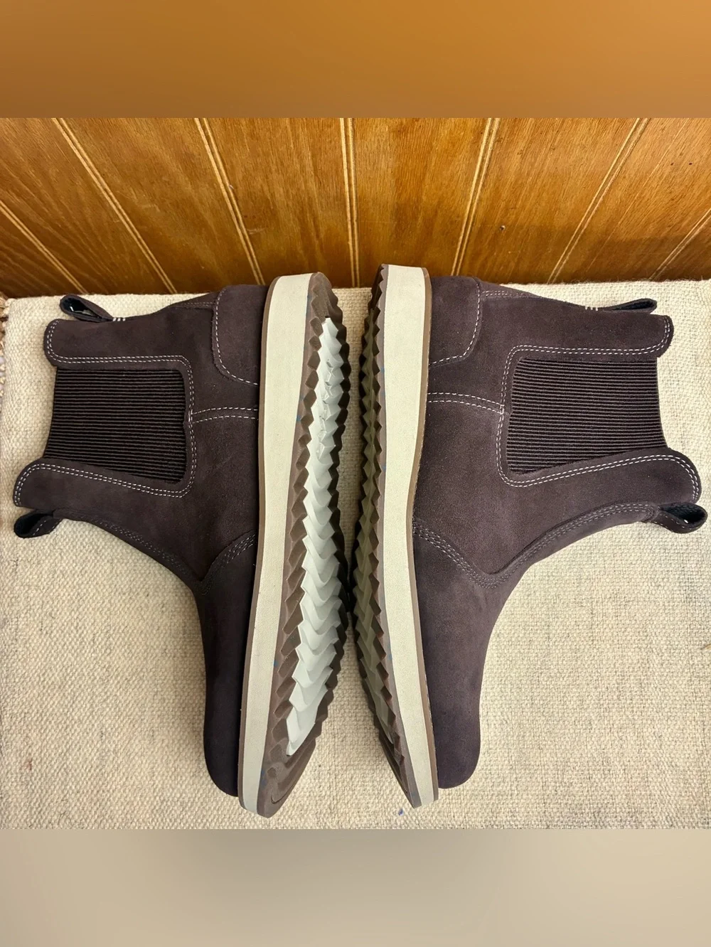L.L. Bean Men's Stonington Chukka Chelsea Boots in Dark Brown Suede 9M NWOB pull